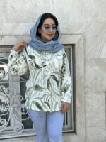 سومیز سبز جلو دکمه سبز